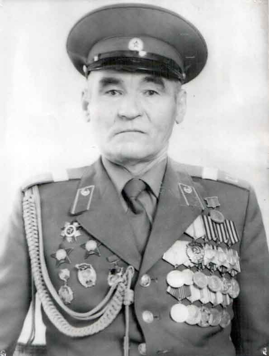 Попов Петр Андриянови (1916-2005), полный кавалер ордена Славы