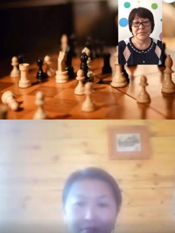Онлайн-встреча с семьей Хамнуевых к Международному дню шахмат