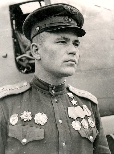 МИХАЛЁВ ВАСИЛИЙ ПАВЛОВИЧ (1917-2006)