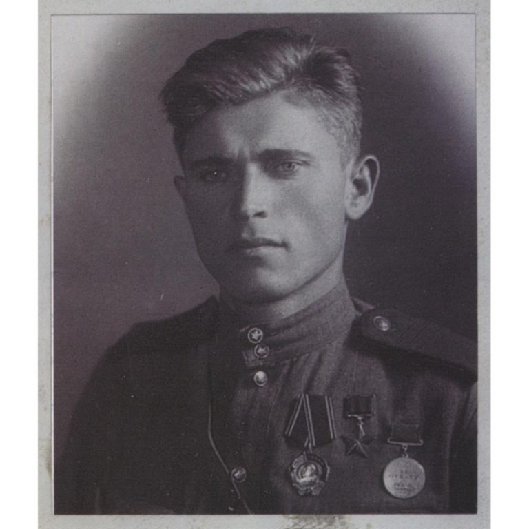 БАННОВ ПАВЕЛ ИЛЛАРИОНОВИЧ (1917-1959)
