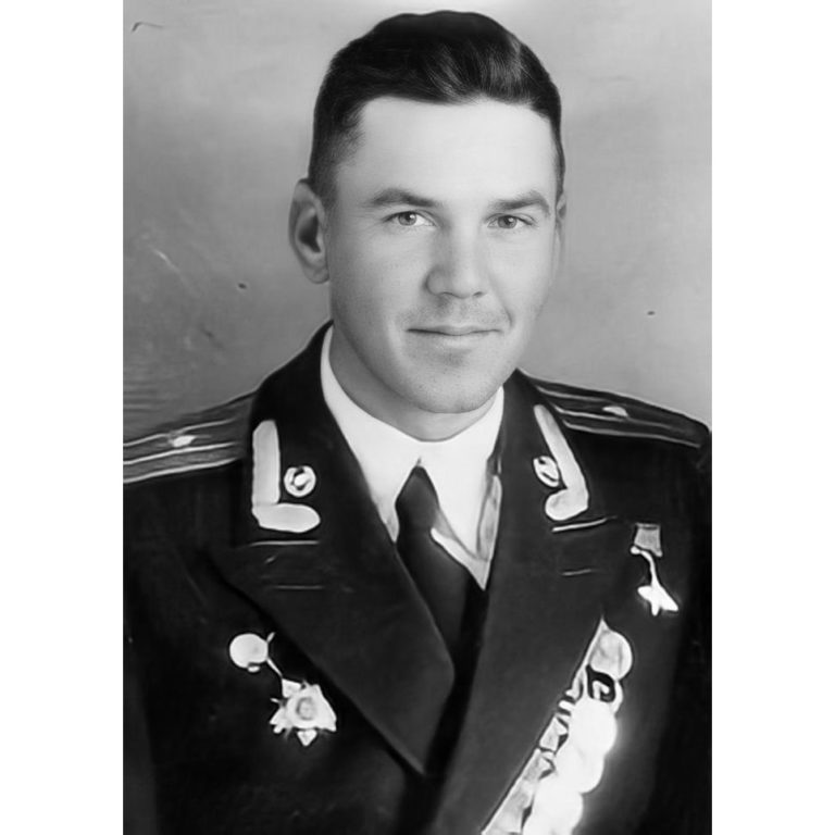 Макаров Виктор Степанович (1923-1994)